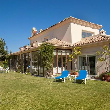 Casa Magna Marbella فيلة إِستيبونا